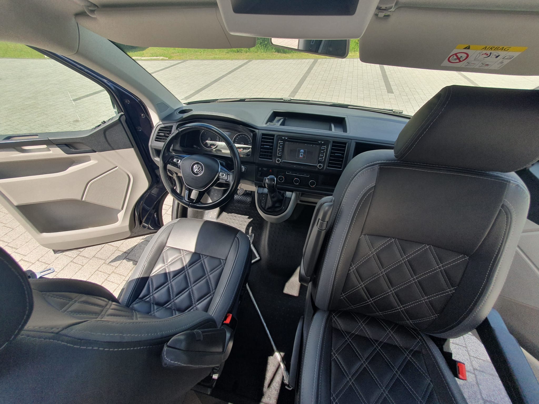 VW Transporter T6 Camper 2017 | DSG | 180 PS | 4 Schlafplätze | Solar | Aufstelldach – Bild 14