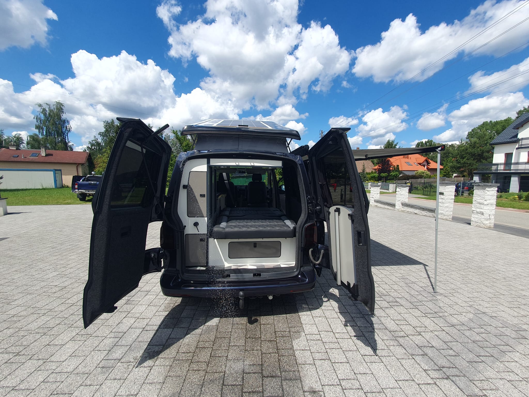VW Transporter T6 Camper 2017 | DSG | 180 PS | 4 Schlafplätze | Solar | Aufstelldach – Bild 17