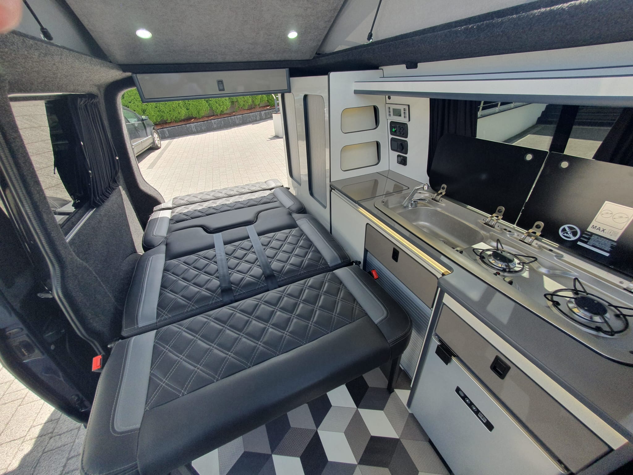VW Transporter T6 Camper 2017 | DSG | 180 PS | 4 Schlafplätze | Solar | Aufstelldach – Bild 18